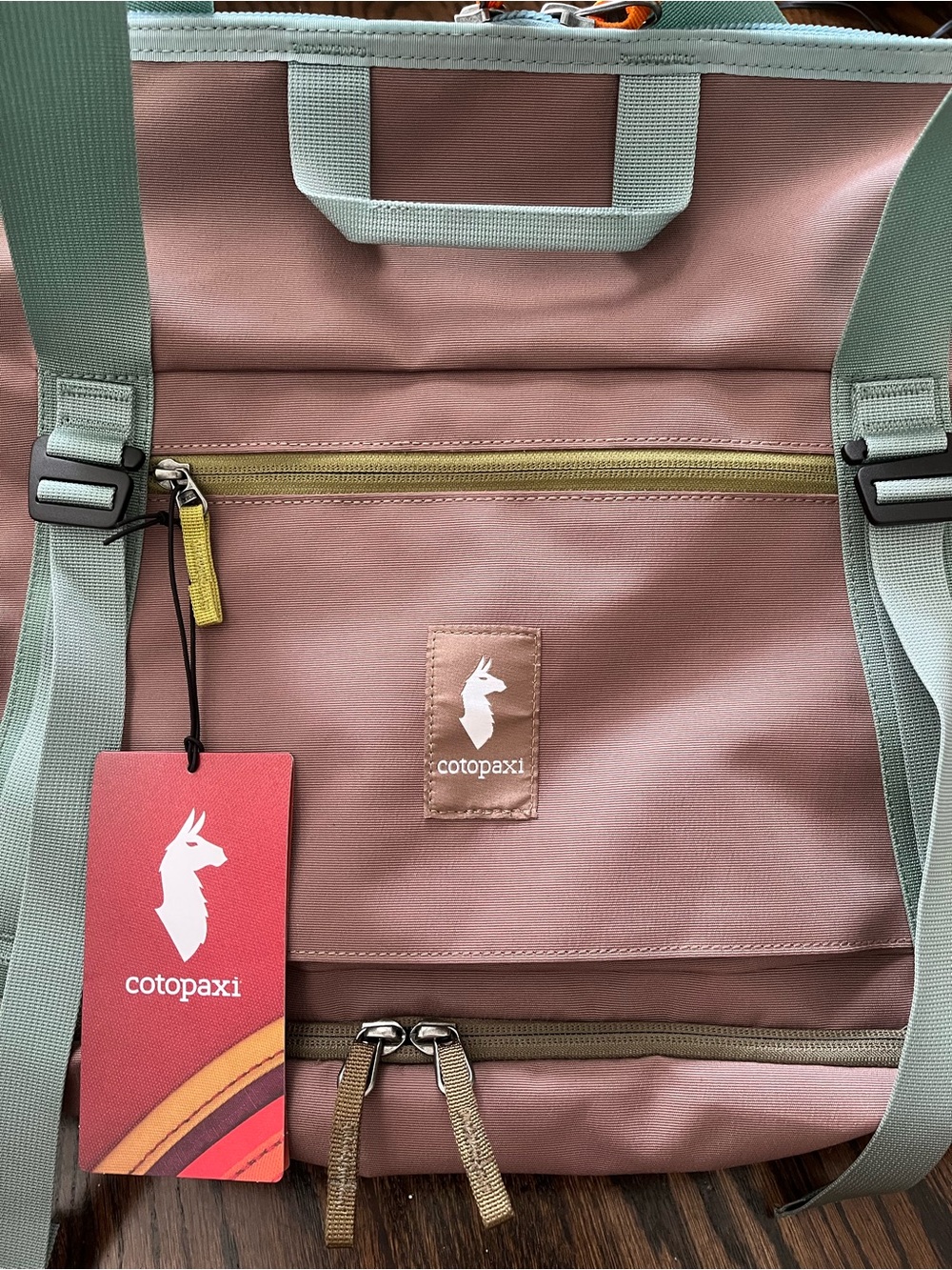cotopaxi Viaje 35L Weekender Bag - Picture 3 of 3